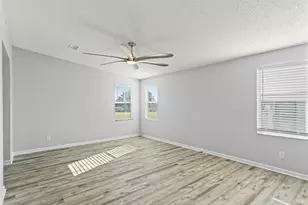 1613 Bay Meadows Ln, Lady Lake, FL 32159 - Photo 14