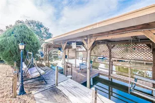 34205 Island Dr, Leesburg, FL 34788 - Photo 32