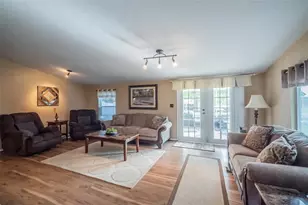 34205 Island Dr, Leesburg, FL 34788 - Photo 16