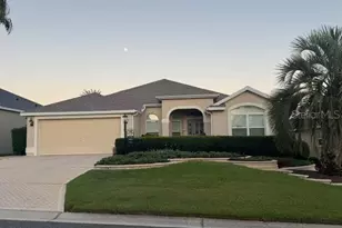 2416 Boiling Springs Ct, The Villages, FL 32162 - Photo 2