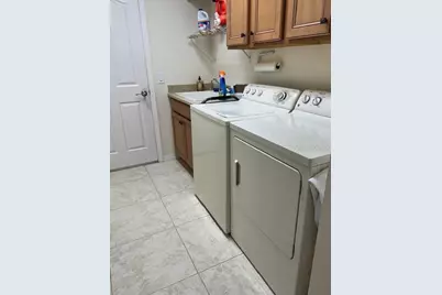 2416 Boiling Springs Court, The Villages, FL 32162 - Photo 28