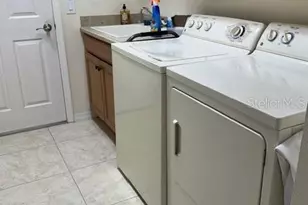 2416 Boiling Springs Ct, The Villages, FL 32162 - Photo 28