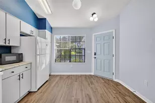 579 Juniper Way, Tavares, FL 32778 - Photo 6