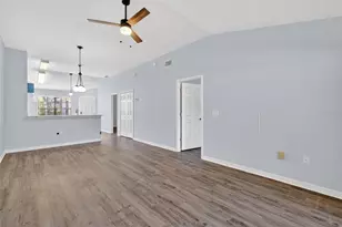 579 Juniper Way, Tavares, FL 32778 - Photo 16