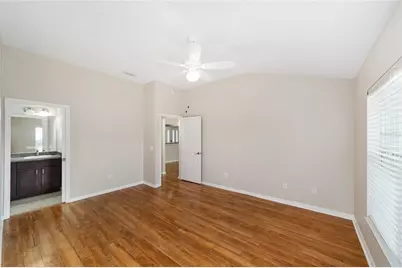 926 Long Leaf Lane, The Villages, FL 32163 - Photo 18