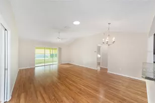 926 Long Leaf Ln, The Villages, FL 32163 - Photo 8