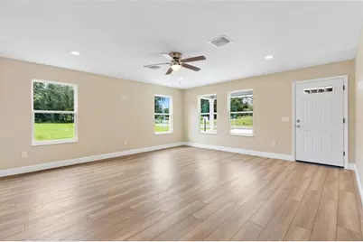 555 E Anderson Avenue, Bushnell, FL 33513 - Photo 2