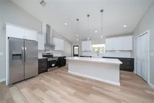 911 N 14th St, Palatka, FL 32177 - Photo 4