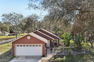 4542 Lemon St, Lady Lake, FL 32159 - Photo 42