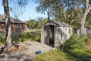 4542 Lemon St, Lady Lake, FL 32159 - Photo 34