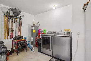 4542 Lemon St, Lady Lake, FL 32159 - Photo 28