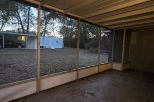 440 Alma St, Lady Lake, FL 32159 - Photo 12