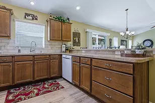 2121 Aber Ln, The Villages, FL 32163 - Photo 4