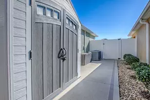 2121 Aber Ln, The Villages, FL 32163 - Photo 24