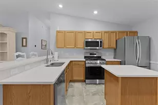 2306 Oak Bend Pl, The Villages, FL 32162 - Photo 16