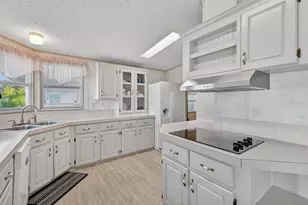 3117 Manatee Rd, Tavares, FL 32778 - Photo 12