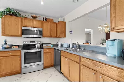 1415 La Hermosa Drive, The Villages, FL 32162 - Photo 6