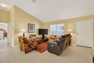 923 Camino Del Rey Dr, The Villages, FL 32159 - Photo 14