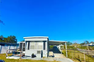1370 County Dr, Tavares, FL 32778 - Photo 14