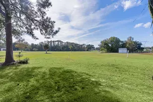 15104 Sandalwood Dr, Wildwood, FL 34785 - Photo 24