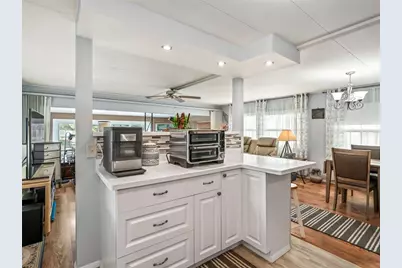 11506 Johnson Circle, Tavares, FL 32778 - Photo 10