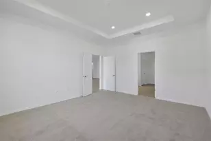 17429 Valleywood Pkwy, Land O Lakes, FL 34638 - Photo 12