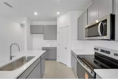 31784 Kestrel Calling Drive, San Antonio, FL 33576 - Photo 16