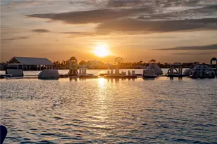 31784 Kestrel Calling Dr, San Antonio, FL 33576 - Photo 10