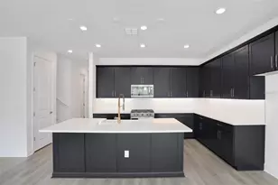 9015 Rothman Ln, Lakewood Ranch, FL 34240 - Photo 32