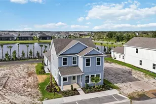 204 Eagleston Ln, Lakewood Ranch, FL 34240 - Photo 4