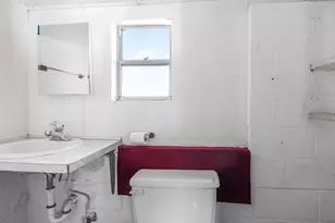 510 N Palm Ave, Howey in the Hills, FL 34737 - Photo 32