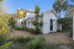 316 N Lakeview Dr, Lake Helen, FL 32744 - Photo 4