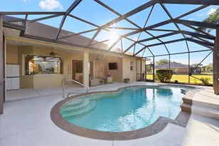 527 Dowling Cir, Lady Lake, FL 32159 - Photo 44