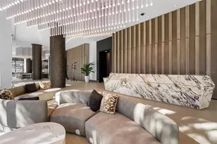 275 1st Ave S, Saint Petersburg, FL 33701 - Photo 2