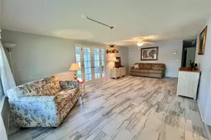 103 Fountain Cove, Leesburg, FL 34748 - Photo 8