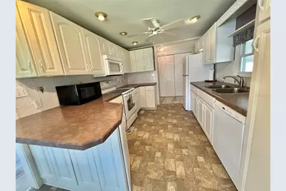 103 Fountain Cove, Leesburg, FL 34748 - Photo 6