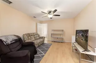 2256 Lake Pointe Cir, Leesburg, FL 34748 - Photo 14