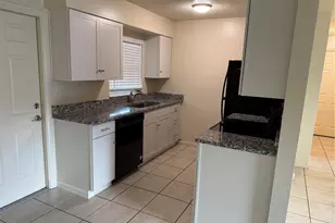 822 S Lone Oak Dr, Leesburg, FL 34748 - Photo 14