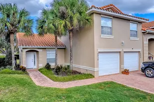 5318 Edgewater Way, Oxford, FL 34484 - Photo 1