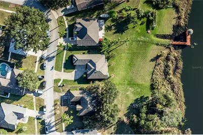 3804 Bayshore Circle, Tavares, FL 32778 - Photo 4