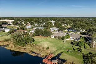 3804 Bayshore Cir, Tavares, FL 32778 - Photo 60