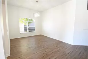 915 Ramos Dr, The Villages, FL 32159 - Photo 12