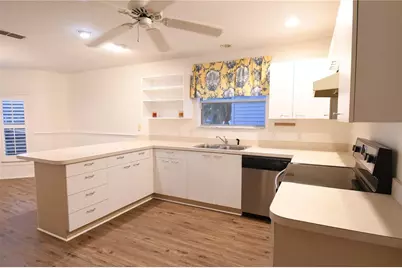 915 Ramos Drive, The Villages, FL 32159 - Photo 8