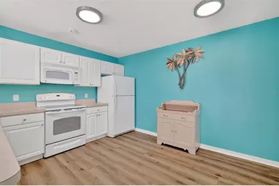 2552 Mariel Way, The Villages, FL 32162 - Photo 14