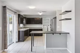 297 Sky Valley St, Clermont, FL 34711 - Photo 10