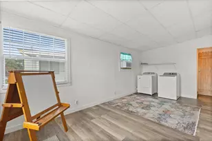 465 Marina Ln, Tavares, FL 32778 - Photo 4