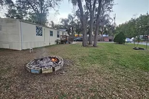 24950 SE 167th Pl, Umatilla, FL 32784 - Photo 2