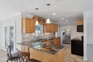 33415 Picciola Dr, Fruitland Park, FL 34731 - Photo 10