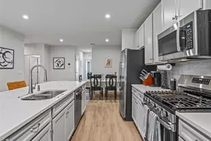 1238 Turtle Is Rd, Lady Lake, FL 32159 - Photo 12