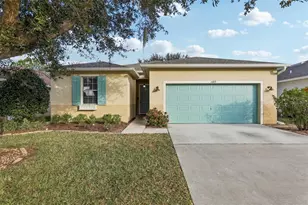 1689 Strathmore Cir, Mount Dora, FL 32757 - Photo 1